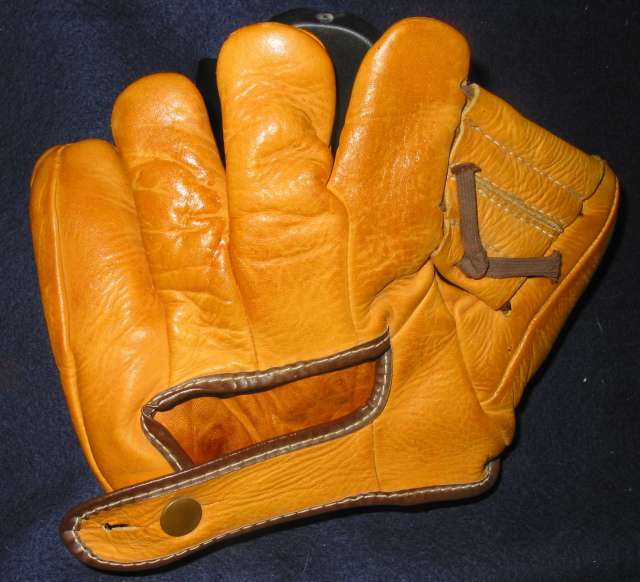 Chico Carrasquel JC Higgins 1758 Back